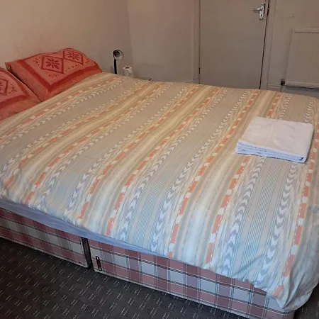 Bird Song Guest House Old Trafford-3
